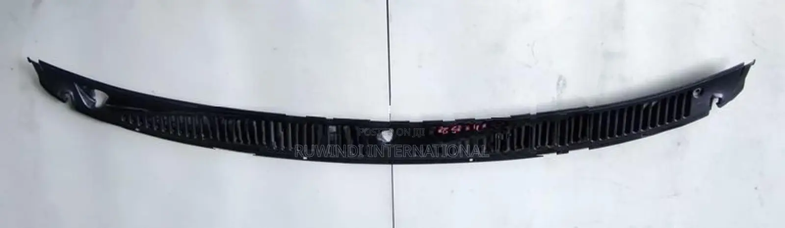 CHEVROLET CRUZE HR52S WIPER PANEL