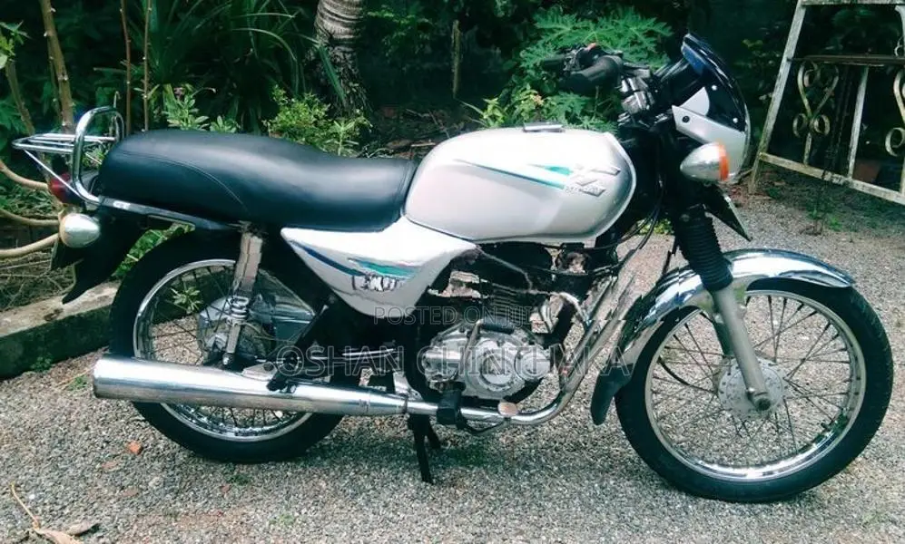 Bajaj Boxer 2005