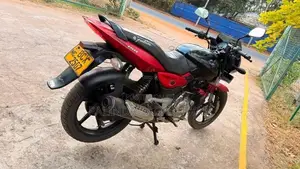 Bajaj Pulsar 150 2015