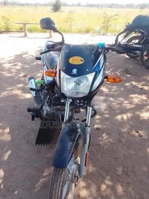 Bajaj CT100 2026