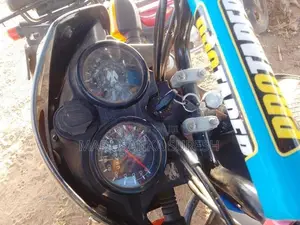 Bajaj CT100 2026