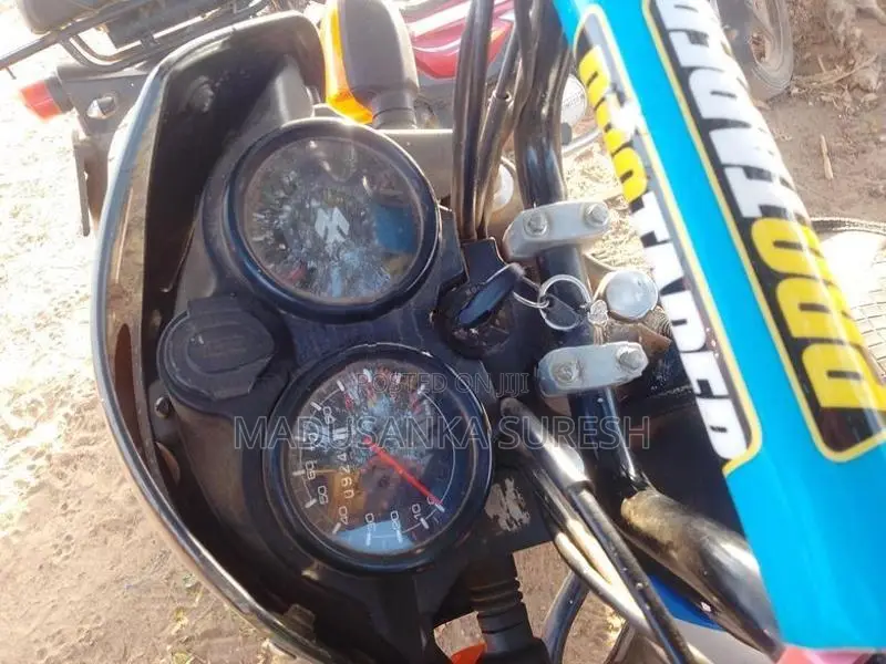 Bajaj CT100 2026