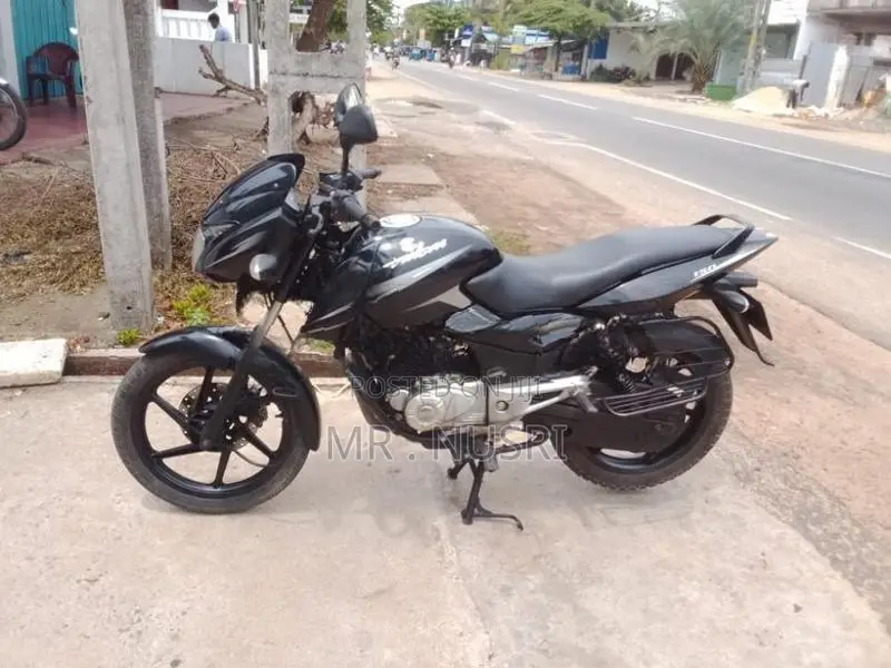 Bajaj Pulsar 150 2015
