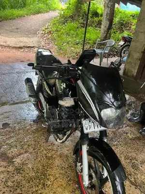 Bajaj Pulsar 180 2007