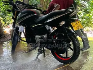 Bajaj Pulsar 180 2007