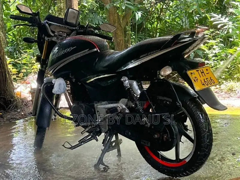 Bajaj Pulsar 180 2007