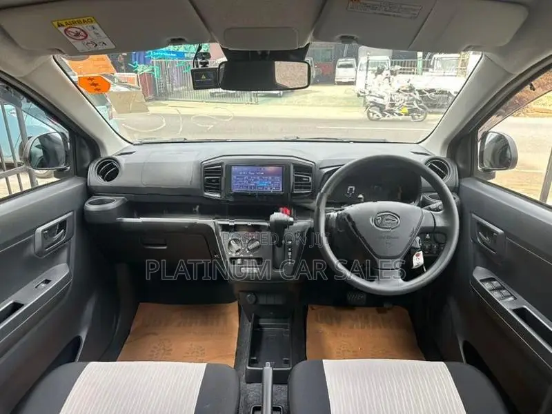 Daihatsu Mira ES L 2025