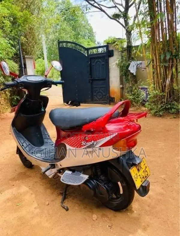 TVS Scooty Pept 2011