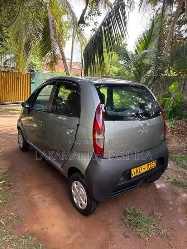 Tata Nano CX 2012
