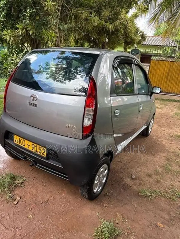 Tata Nano CX 2012