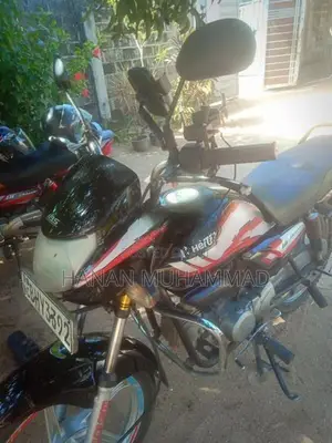 Hero HF Deluxe 2016