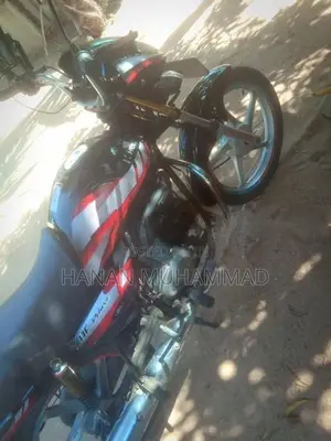 Hero HF Deluxe 2016