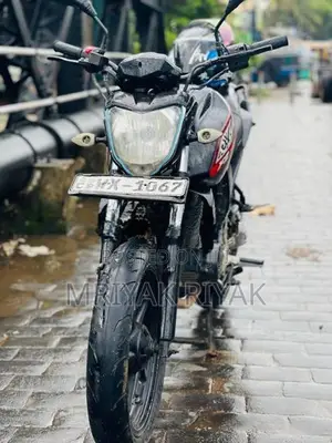 Yamaha FZS V1 2011