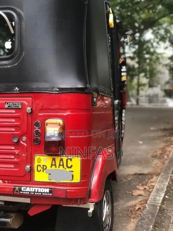 Bajaj RE 2013