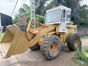 Komatsu 510-5 Loader