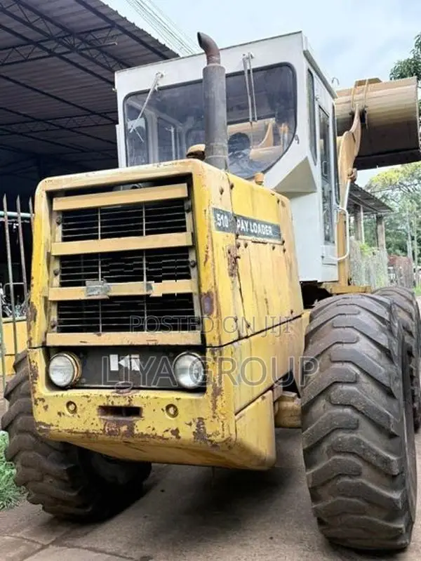 Komatsu 510-5 Loader