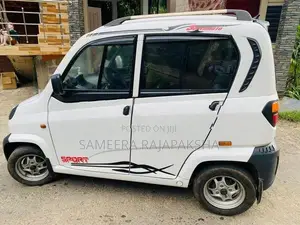 Bajaj Qute 2019