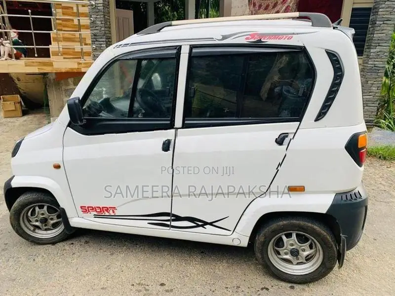 Bajaj Qute 2019