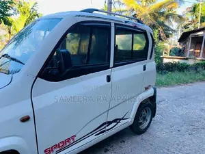 Bajaj Qute 2019