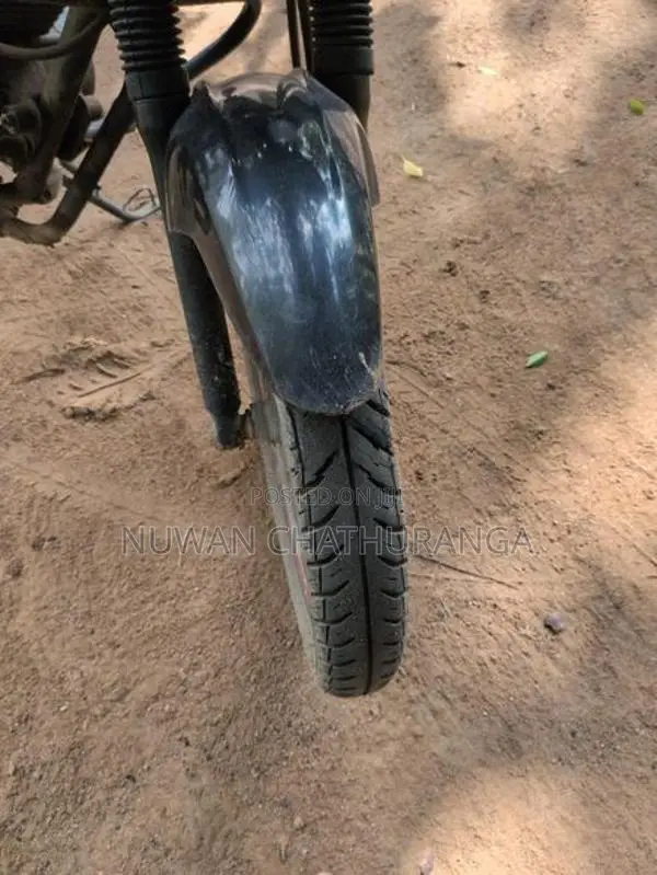 Bajaj Platina 100 2015