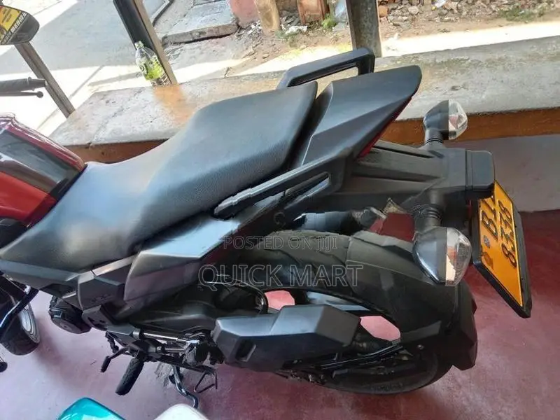 Honda X-Blade 2020