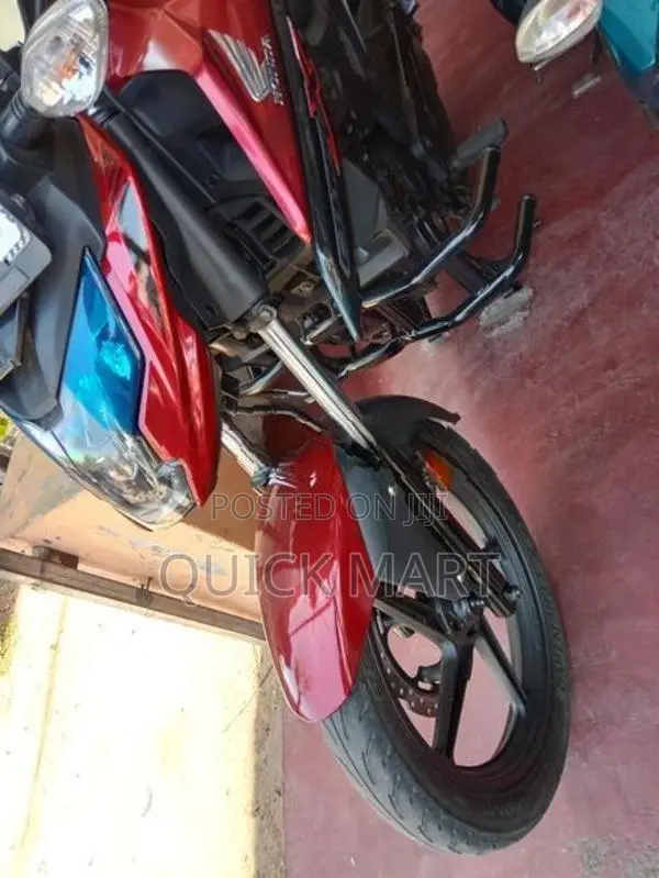 Honda X-Blade 2020