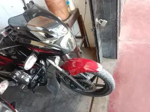 Bajaj Pulsar 150 2016