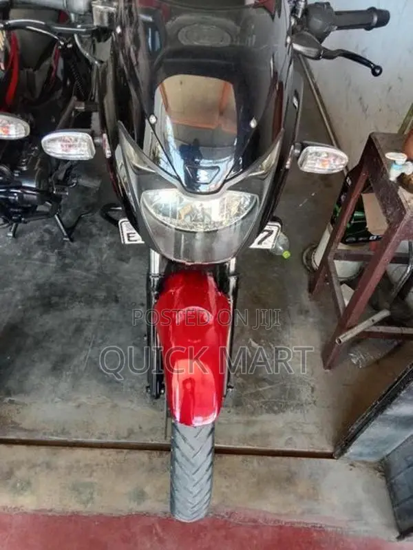 Bajaj Pulsar 150 2016