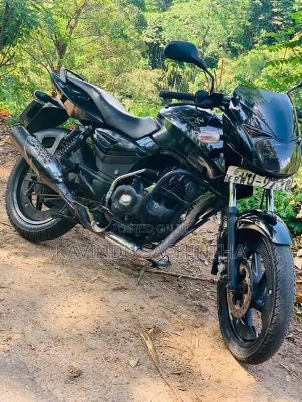 Bajaj Pulsar 150 2011