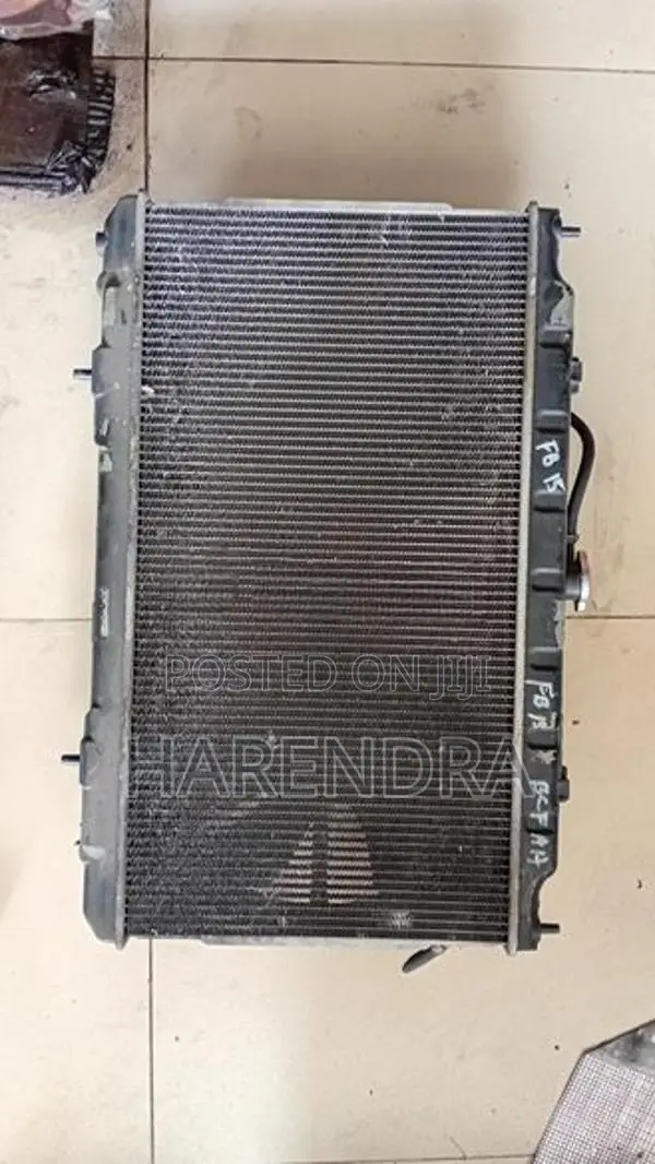 Nissan Sunny FB 15 Radiator