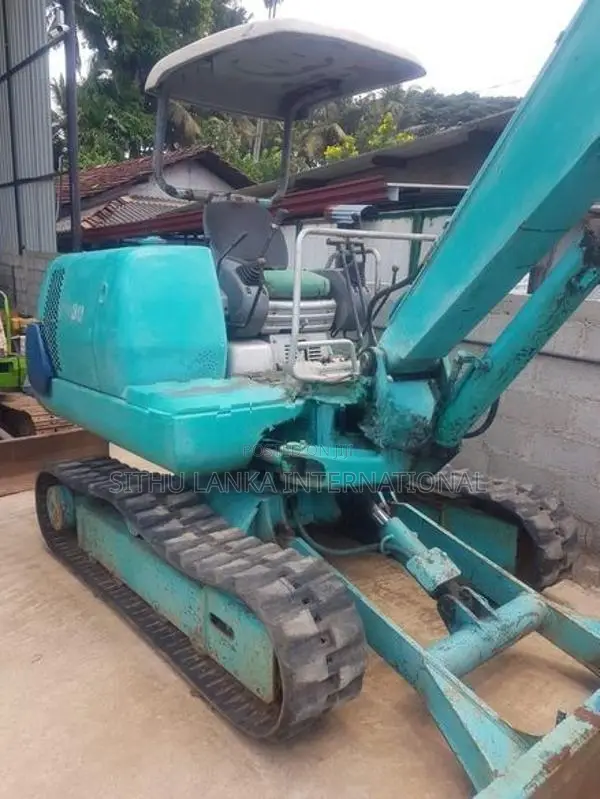 Komatsu Excavator - PC 30-7