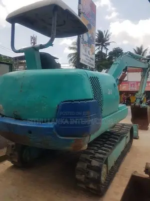 Komatsu Excavator - PC 30-7