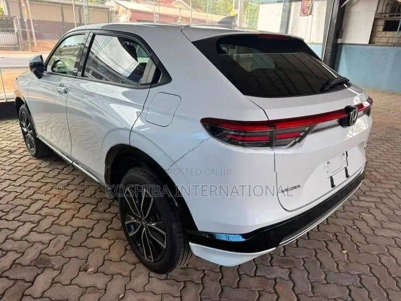 Honda Vezel Z 2025