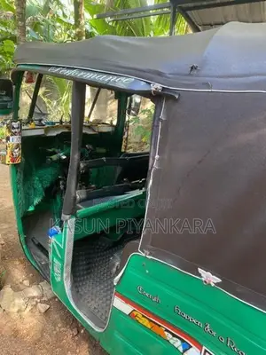 Bajaj RE 2006