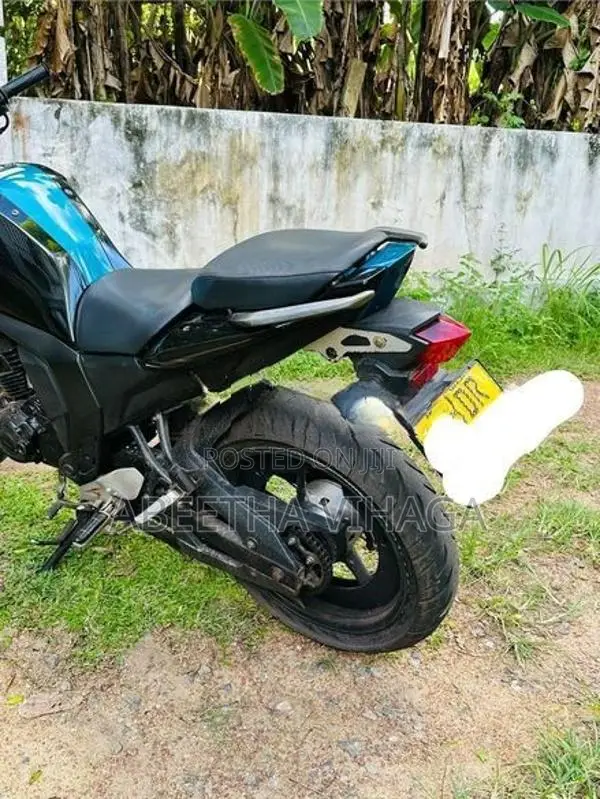 Yamaha FZs V2 2016