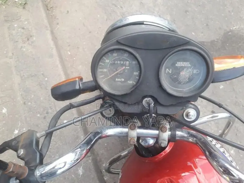 Hero Honda CD Dawn 2010