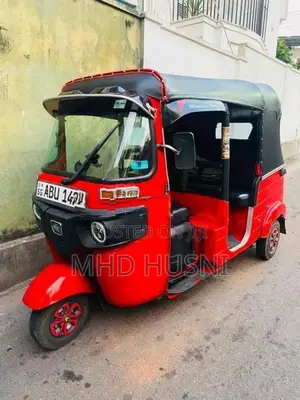 Bajaj RE 2020