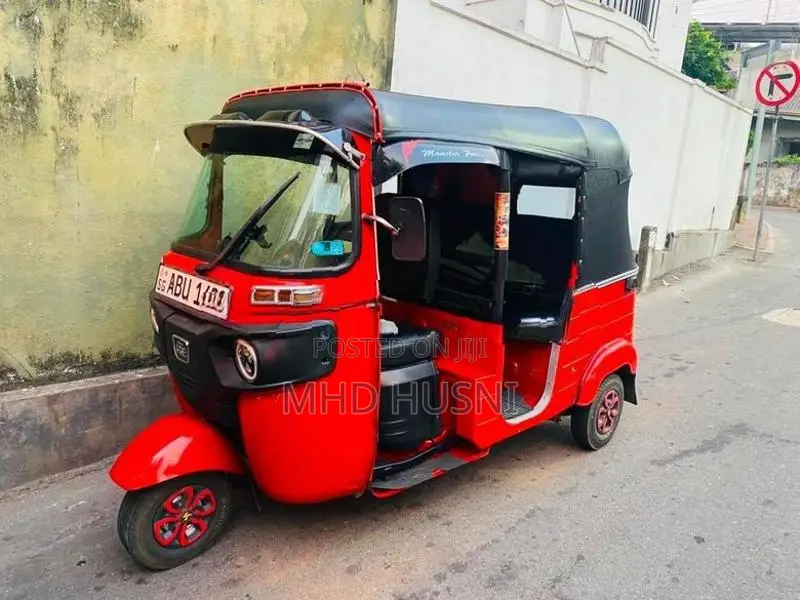 Bajaj RE 2020