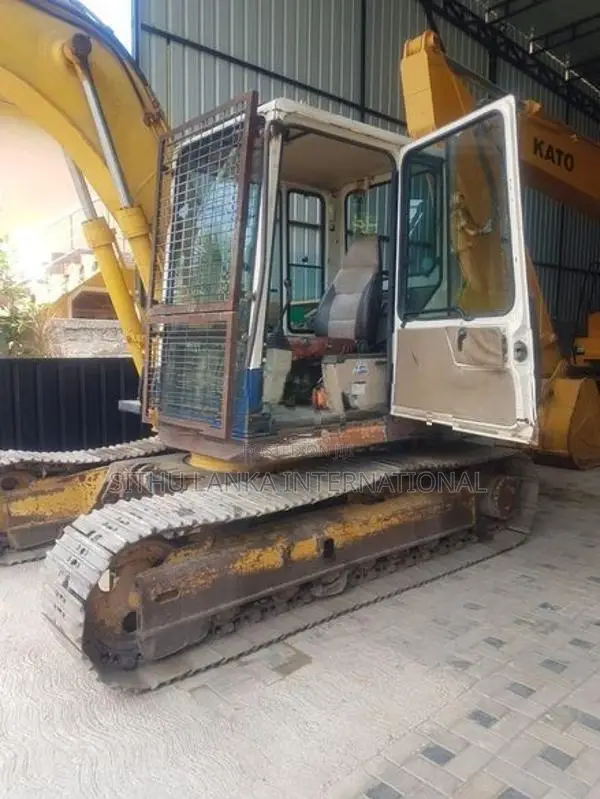 Komatsu Excavator - PC 120-5Z