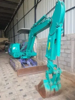 Komatsu Excavator - PC 30-7E