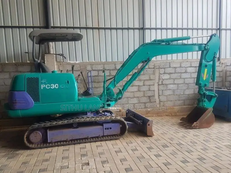 Komatsu Excavator - PC 30-7E