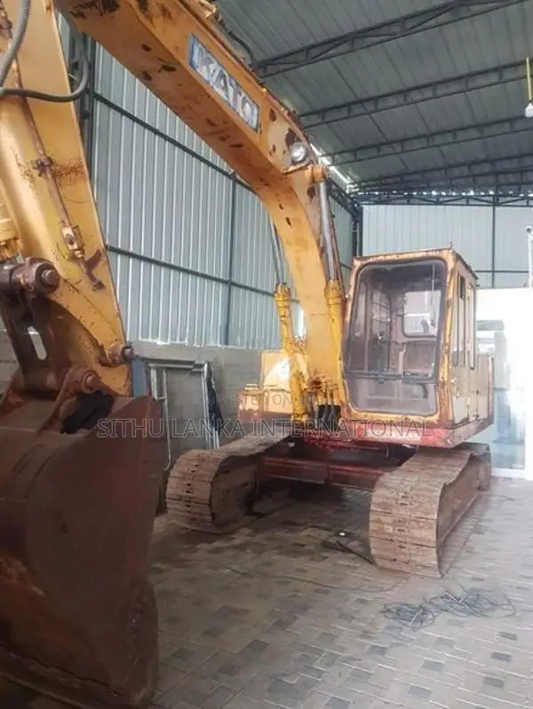 Kato HD 550-2 Excavator