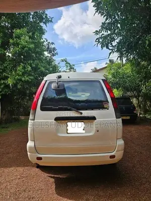 Toyota Noah 2000
