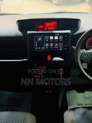 Toyota Roomy 2024