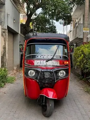 Bajaj RE 2014