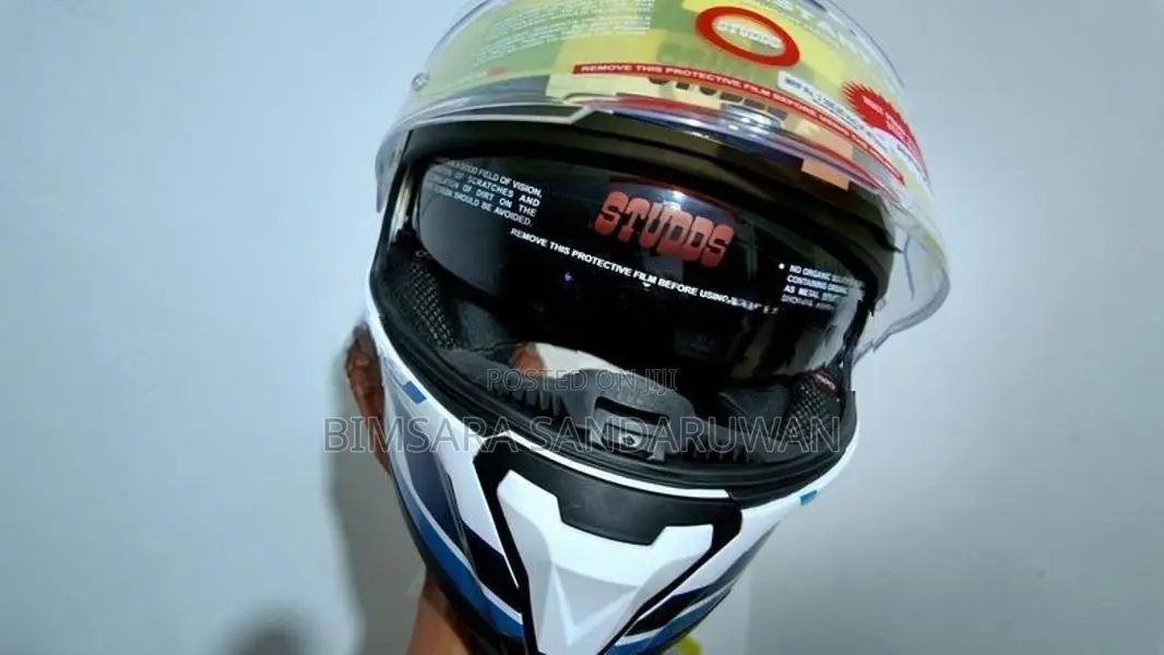 Studds Helios Helmet