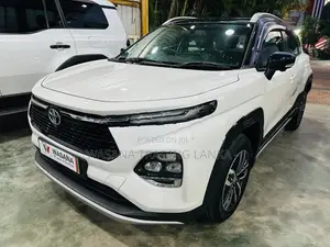 Toyota Taisor V Grade Exchange 2016
