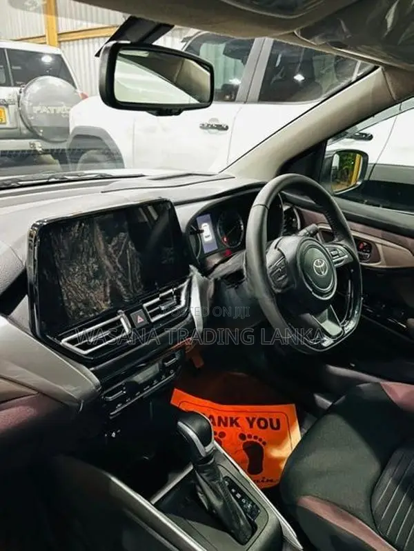 Toyota Taisor V Grade Exchange 2016