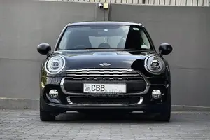 BMW Mini Cooper F55 2018