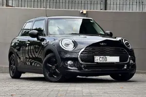 BMW Mini Cooper F55 2018